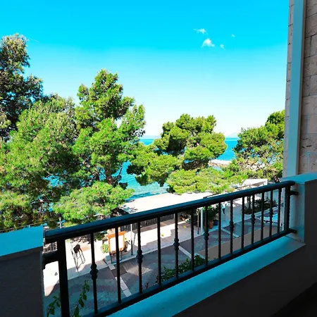 Apartmani Salis Tučepi Exterior foto