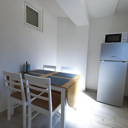 Apartmani Salis Tučepi Exterior foto