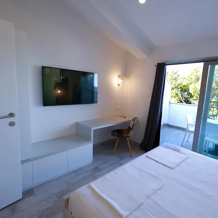 Apartmani Salis Tučepi Exterior foto