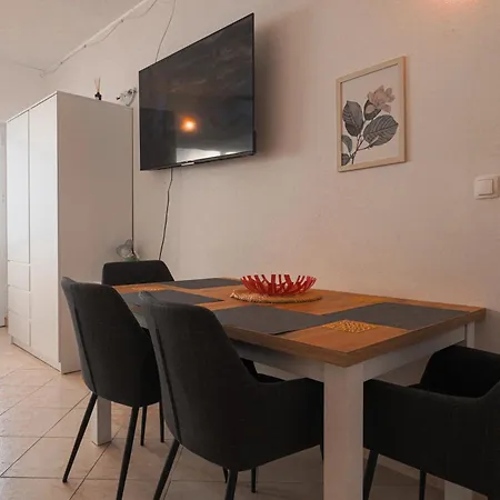 Apartmani Salis Tučepi Exterior foto