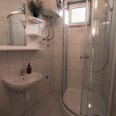 Apartmani Salis Tučepi Exterior foto
