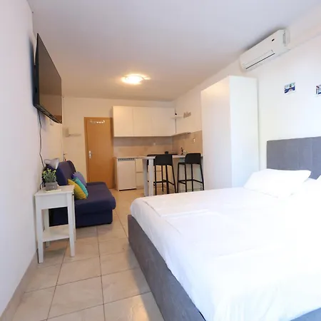 Apartmani Salis Tučepi Exterior foto